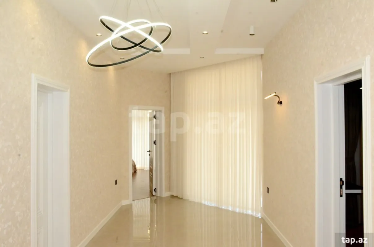 Kirayə verilir 6 otaqlı həyət evi