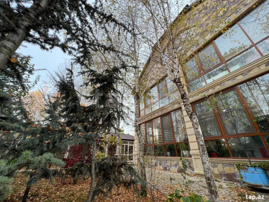 Kirayə verilir 7 otaqlı həyət evi