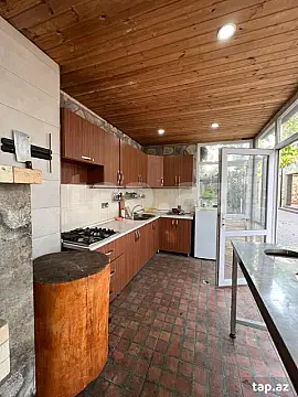 Kirayə verilir 7 otaqlı həyət evi