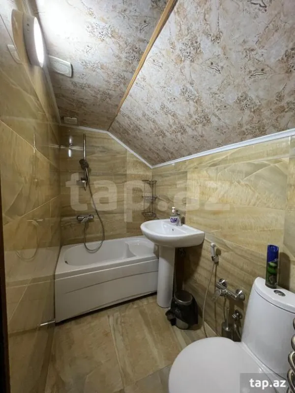 Kirayə verilir 7 otaqlı həyət evi