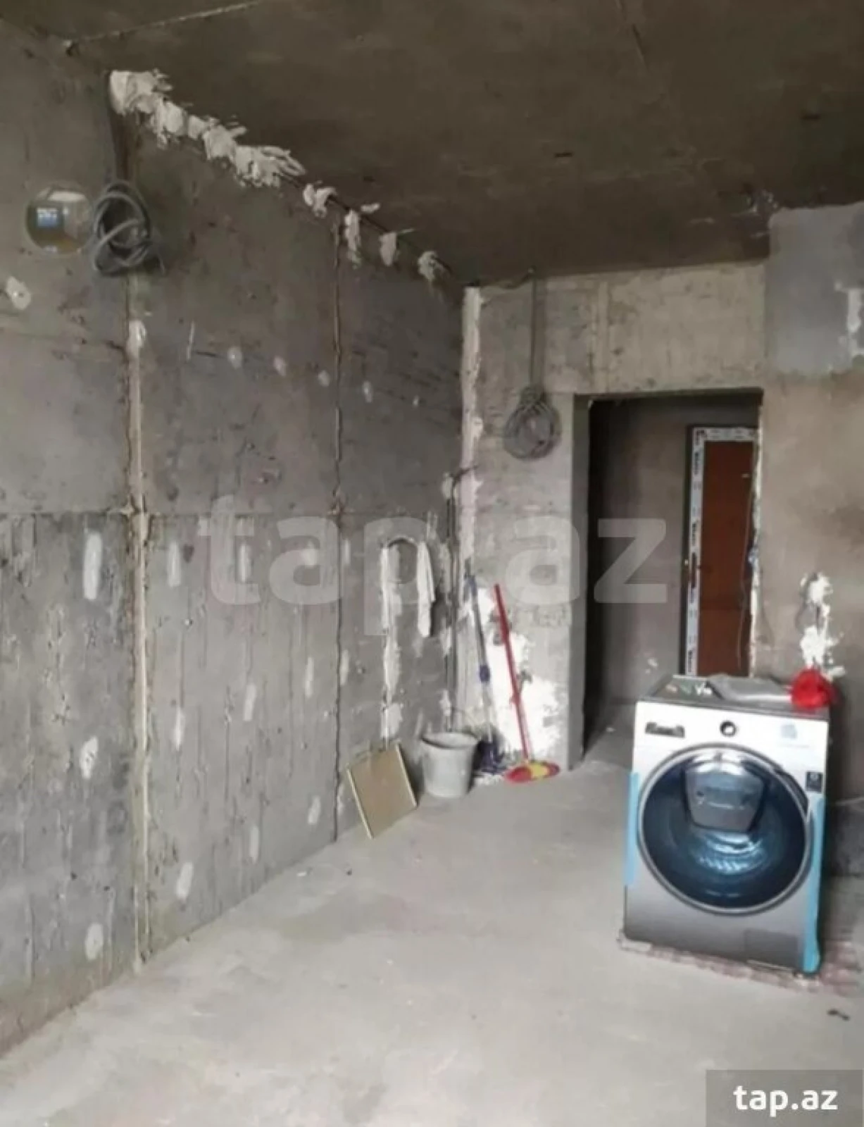 Satılır 2 otaqlı yeni tikili 101 m²