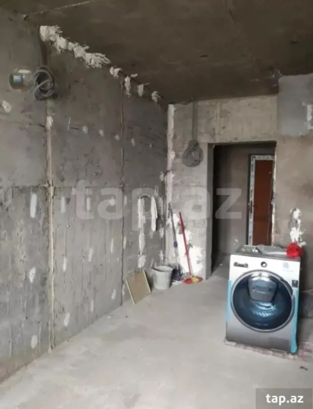 Satılır 2 otaqlı yeni tikili 101 m²