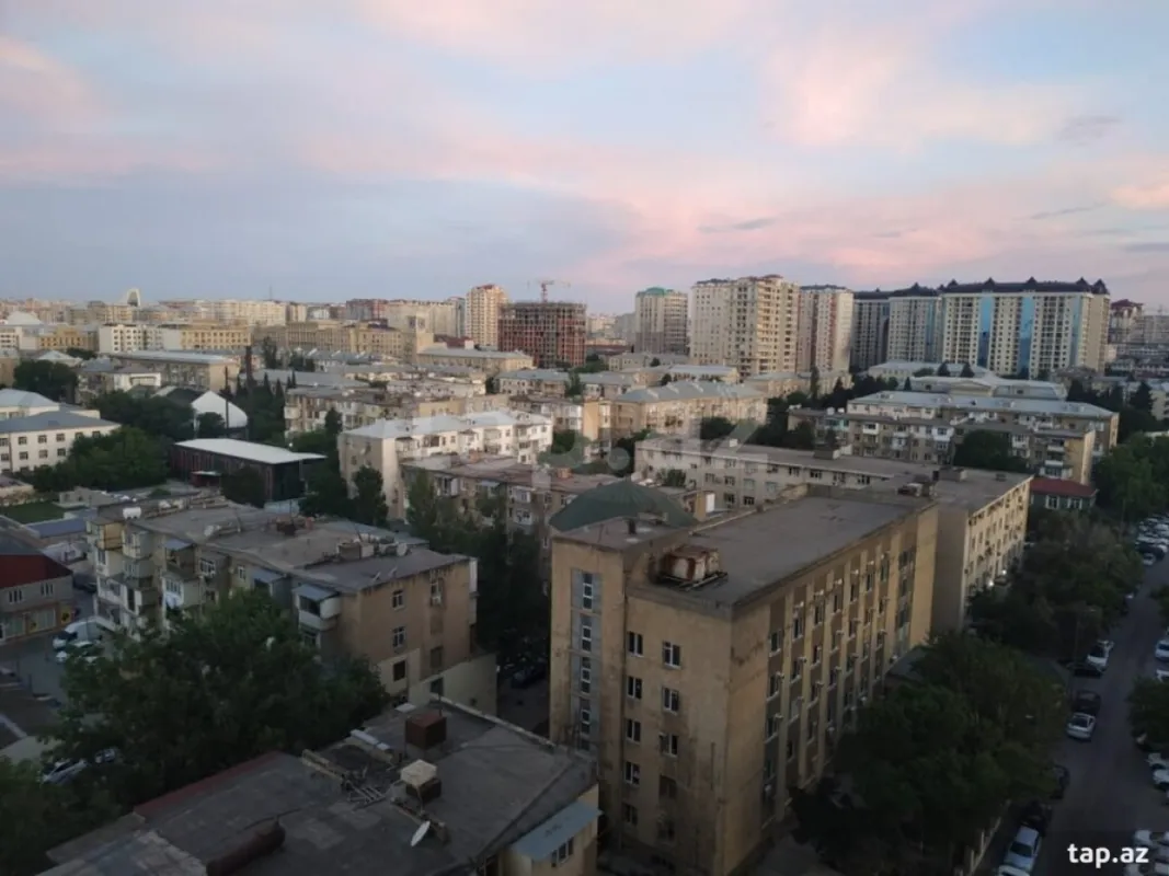 Satılır 2 otaqlı yeni tikili 101 m²