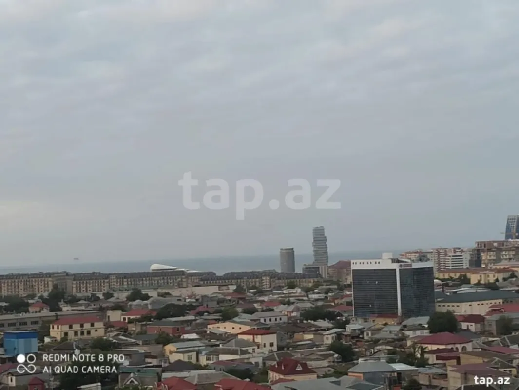 Satılır 2 otaqlı yeni tikili 101 m²