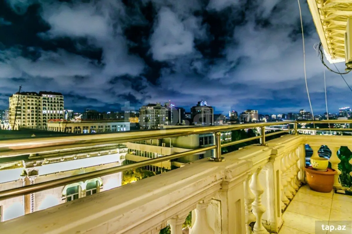 Kirayə verilir 2 otaqlı mənzil 80 m²