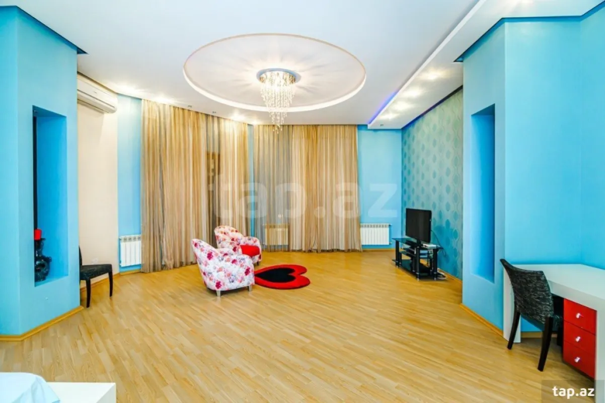 Kirayə verilir 4 otaqlı yeni tikili 210 m²