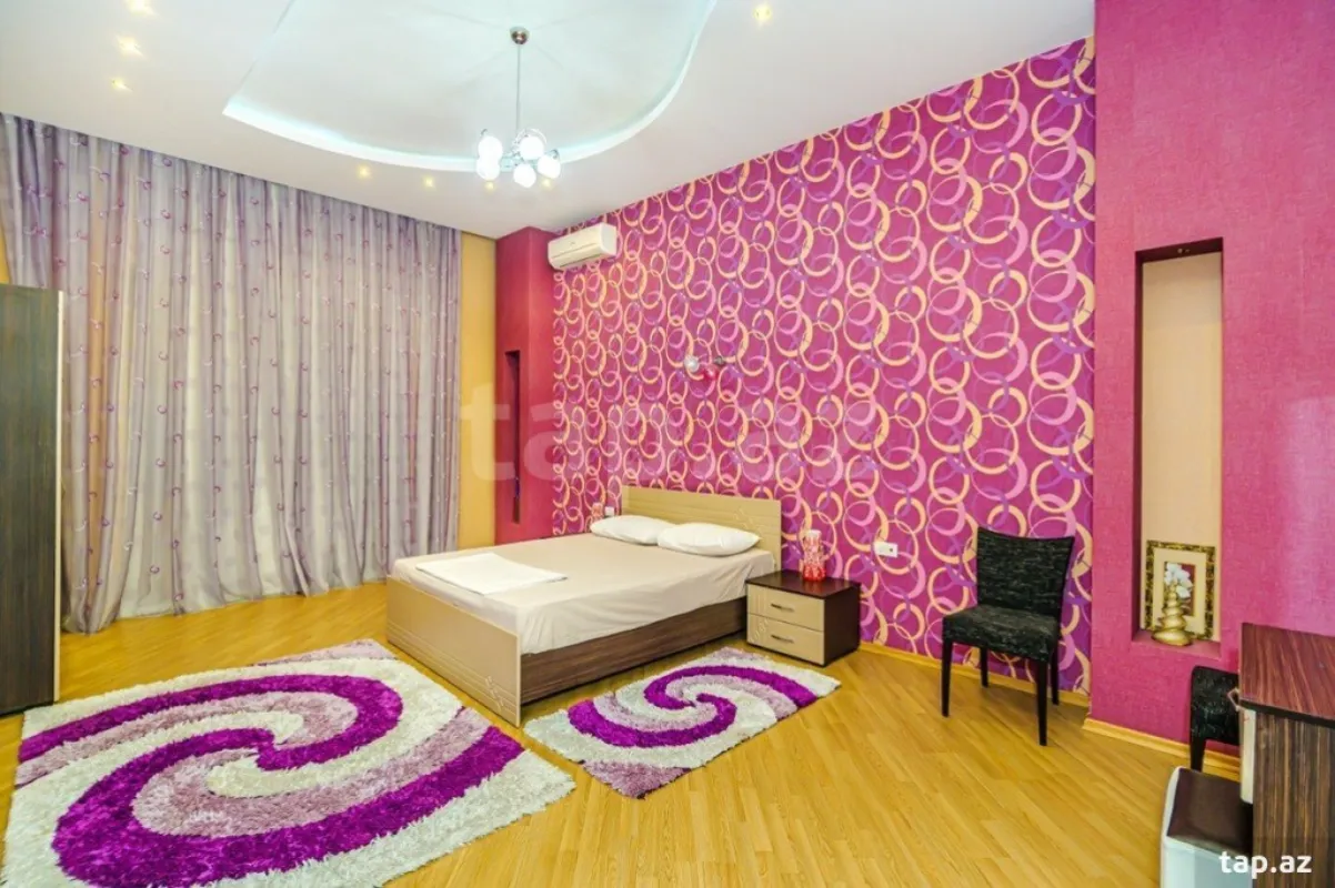 Kirayə verilir 4 otaqlı yeni tikili 210 m²