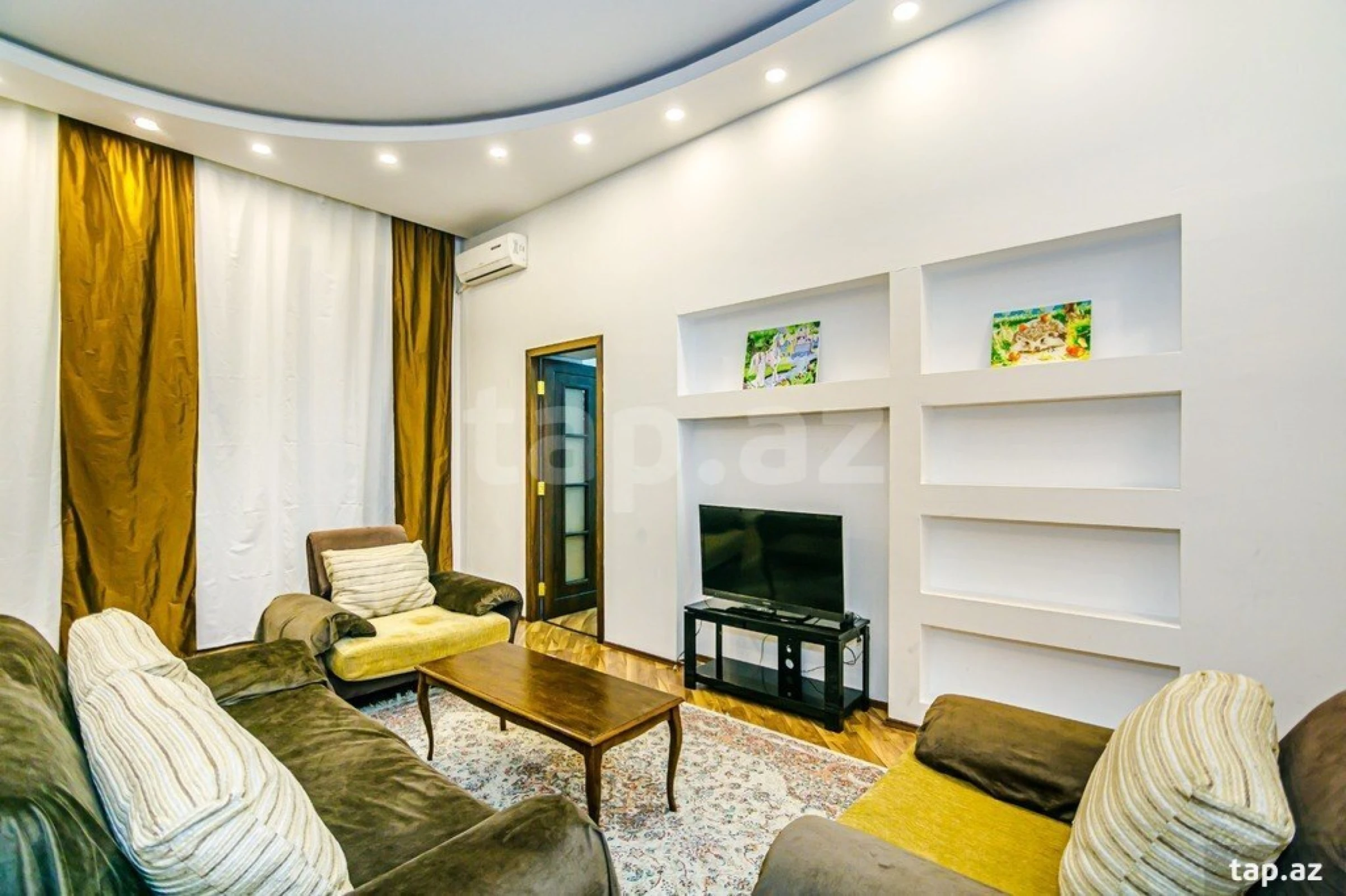 Kirayə verilir 3 otaqlı mənzil 117 m²