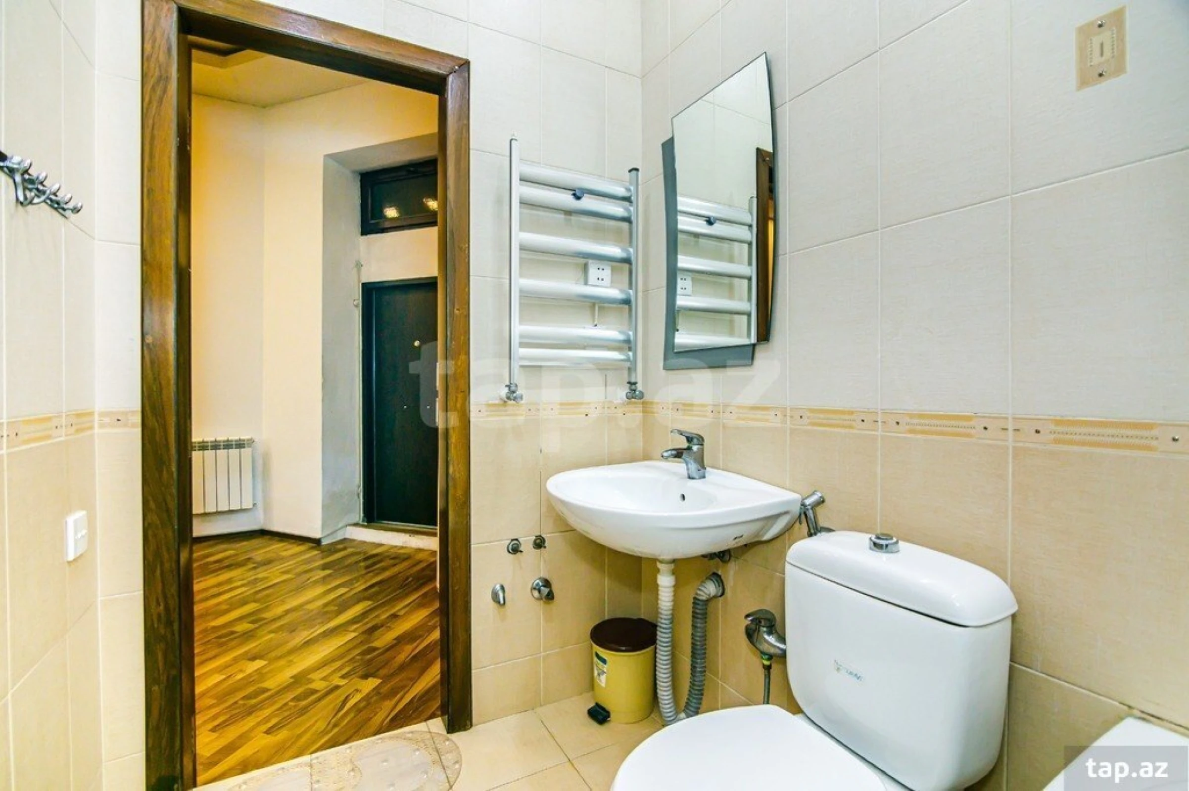 Kirayə verilir 3 otaqlı mənzil 117 m²