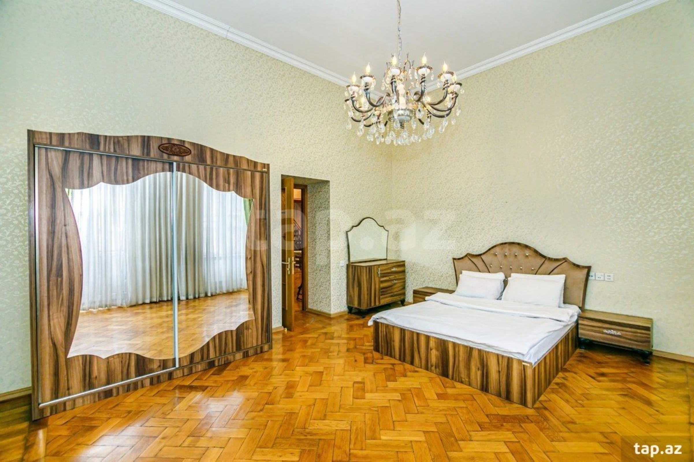 Kirayə verilir 3 otaqlı mənzil 120 m²