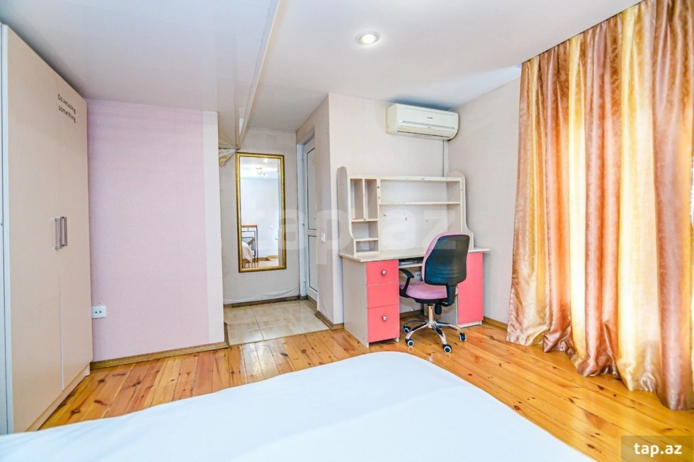 Kirayə verilir 3 otaqlı mənzil 120 m²