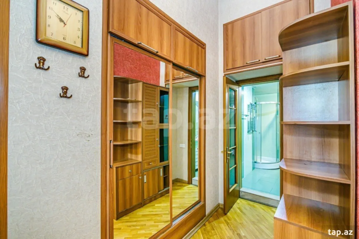 Kirayə verilir 3 otaqlı mənzil 120 m²