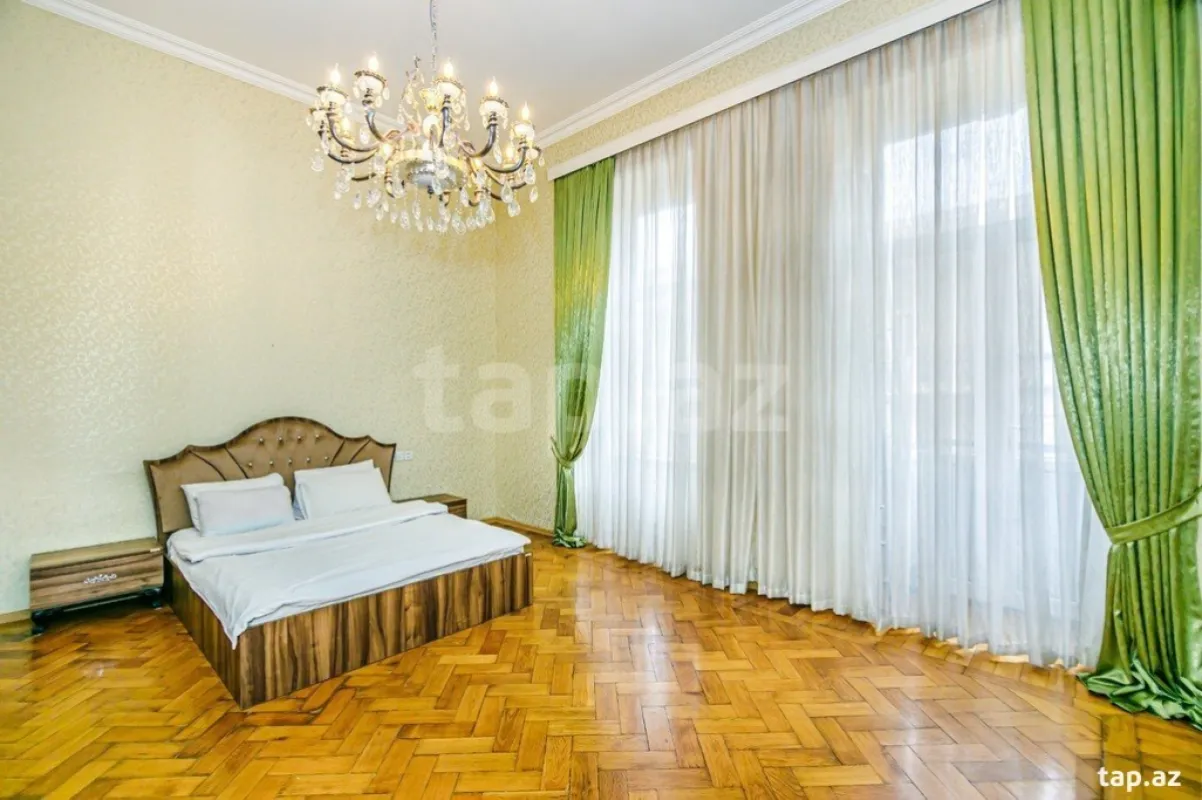 Kirayə verilir 3 otaqlı mənzil 120 m²