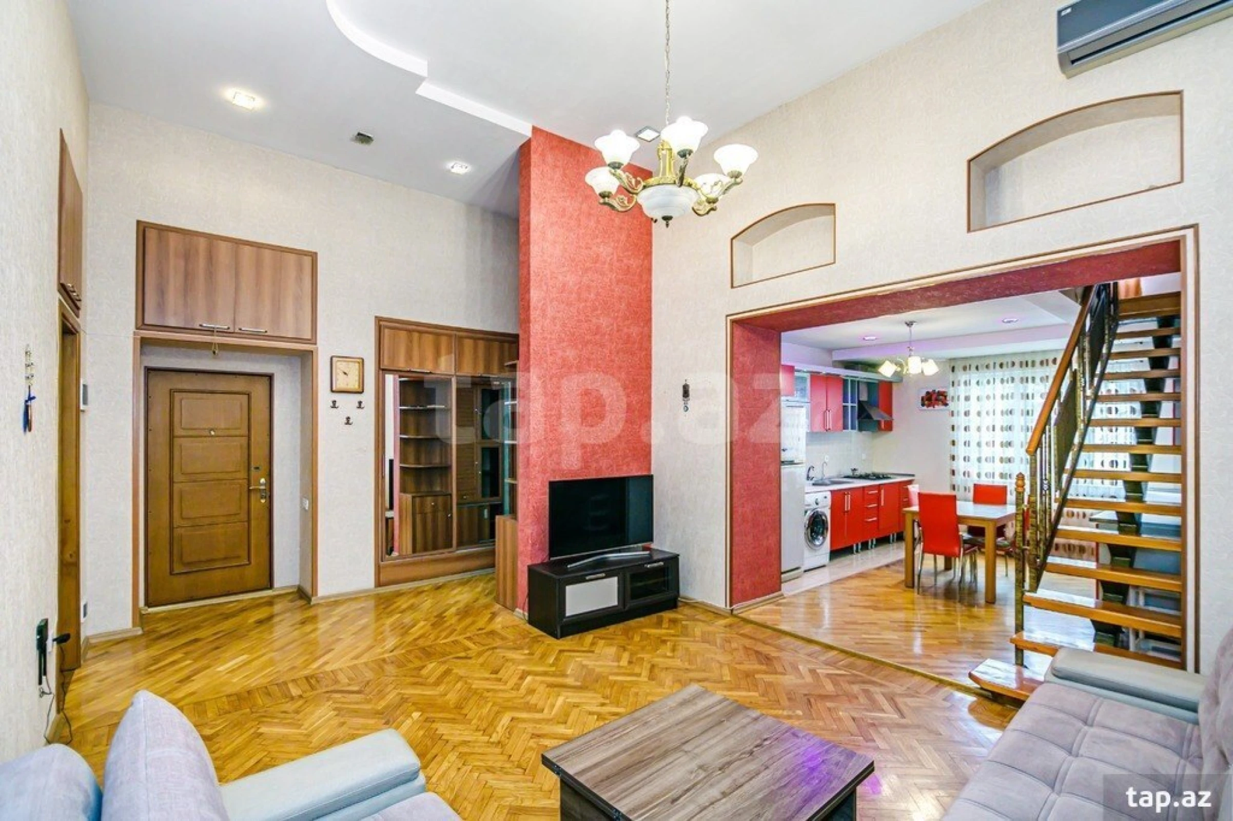 Kirayə verilir 3 otaqlı mənzil 120 m²