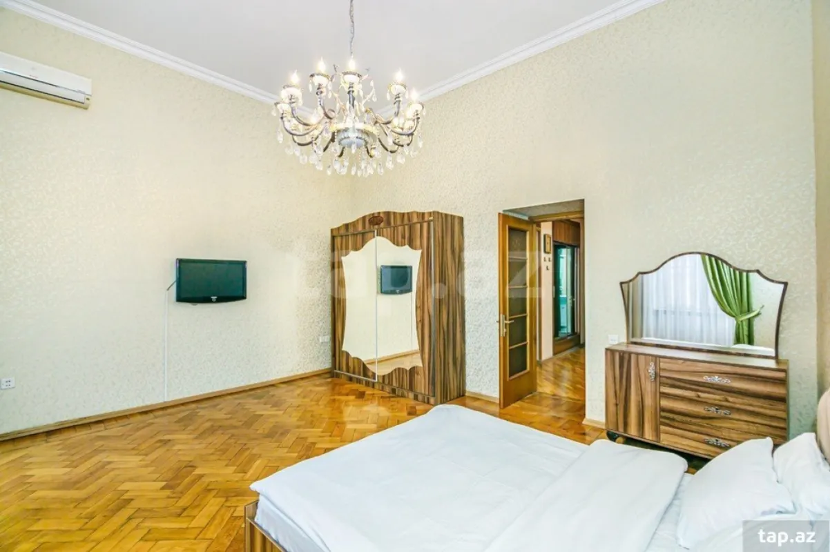 Kirayə verilir 3 otaqlı mənzil 120 m²