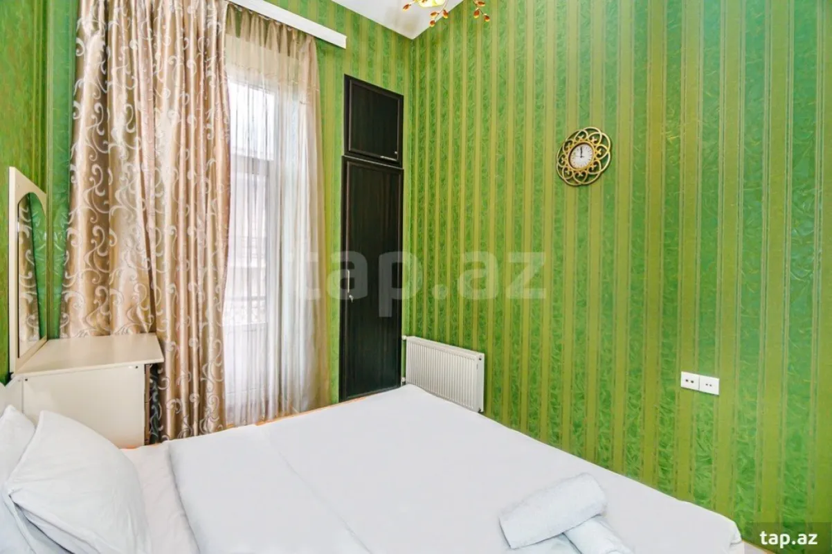 Kirayə verilir 3 otaqlı mənzil 120 m²