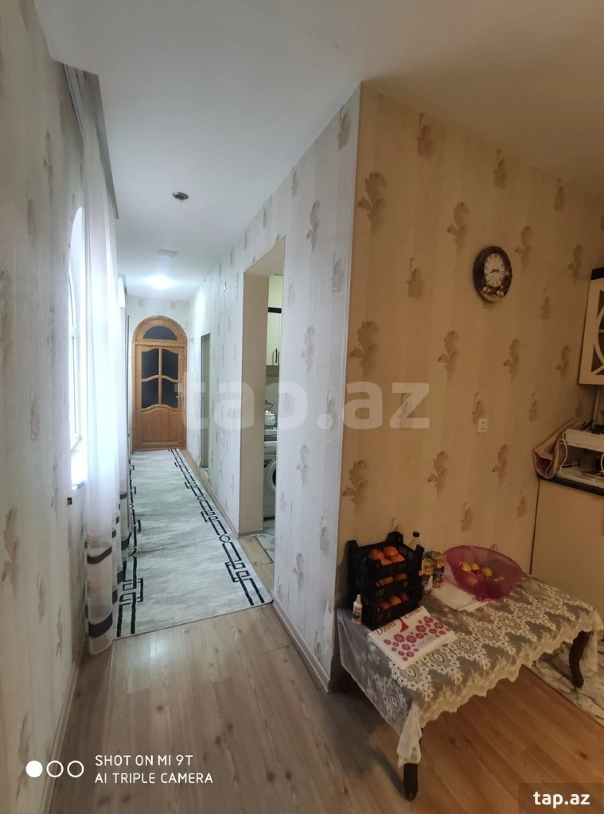 Satılır 8 otaqlı həyət evi