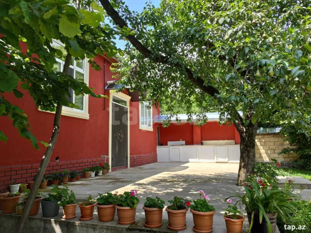 Kirayə verilir 2 otaqlı həyət evi