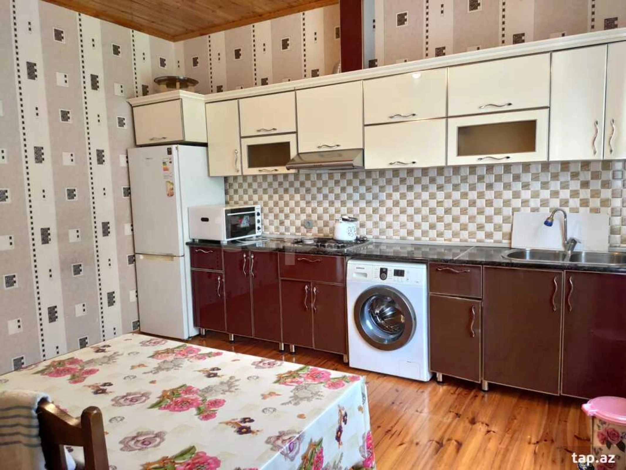 Kirayə verilir 2 otaqlı həyət evi