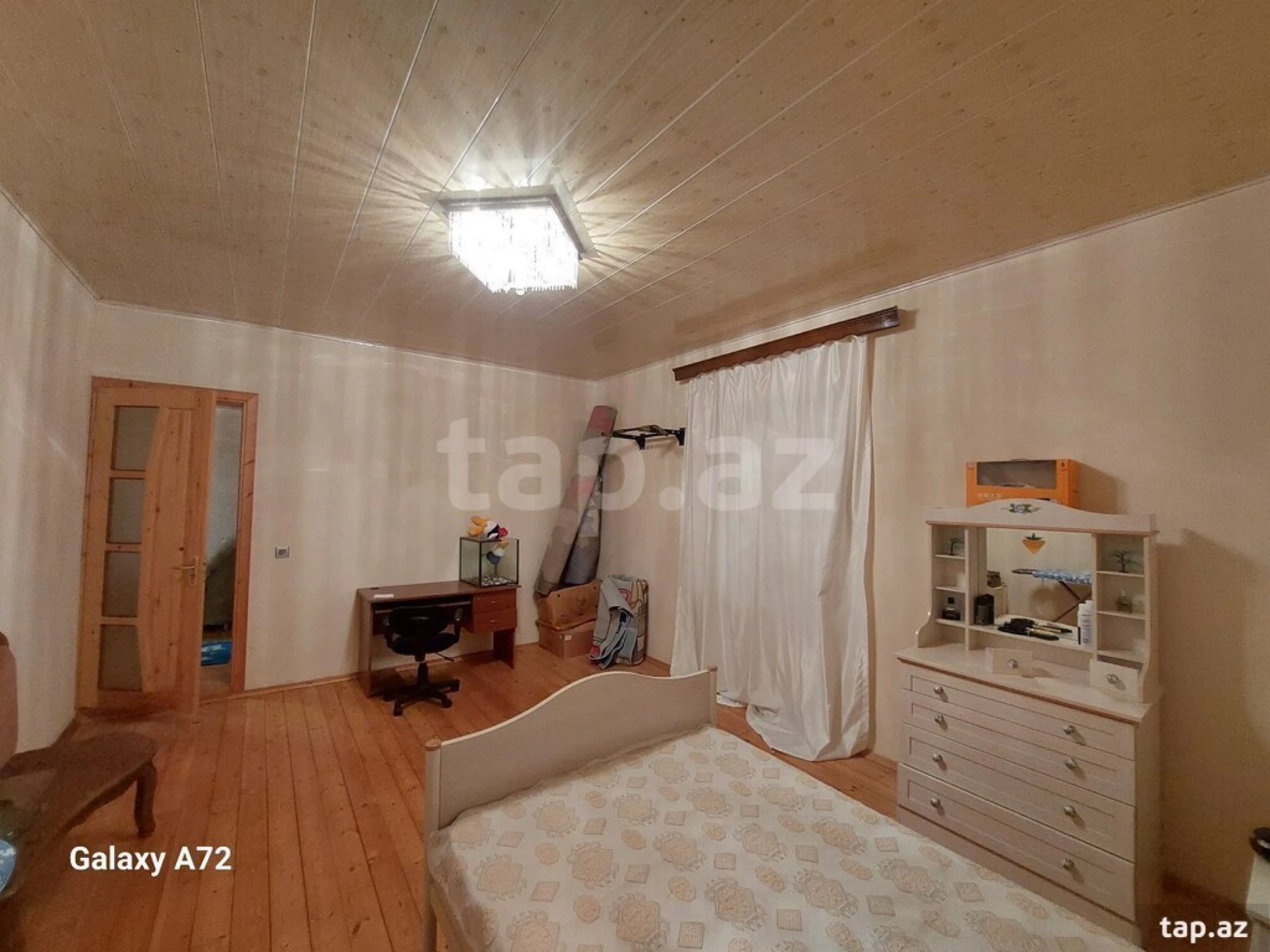 Satılır 5 otaqlı həyət evi