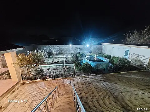 Satılır 5 otaqlı həyət evi