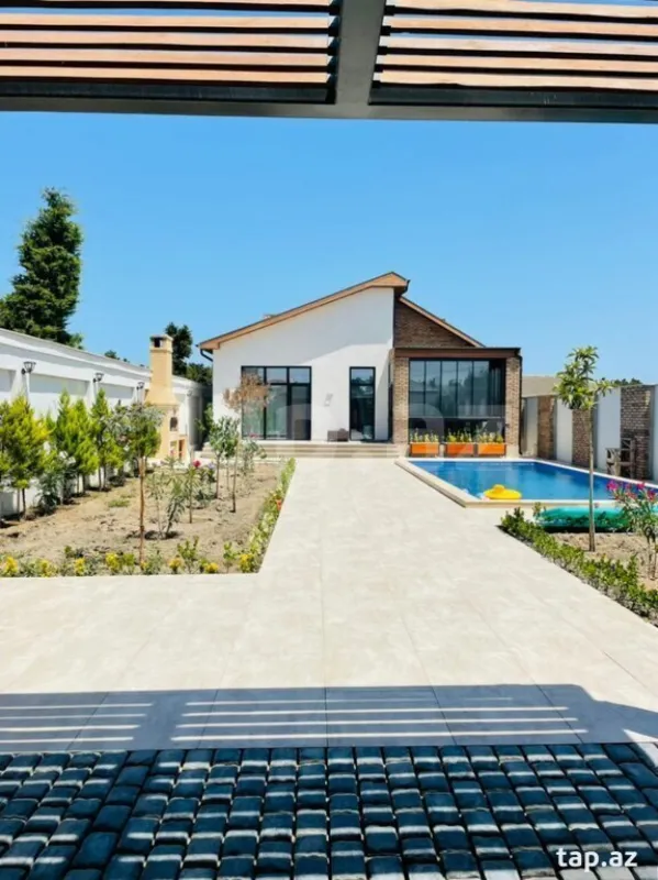 Kirayə verilir 3 otaqlı həyət evi