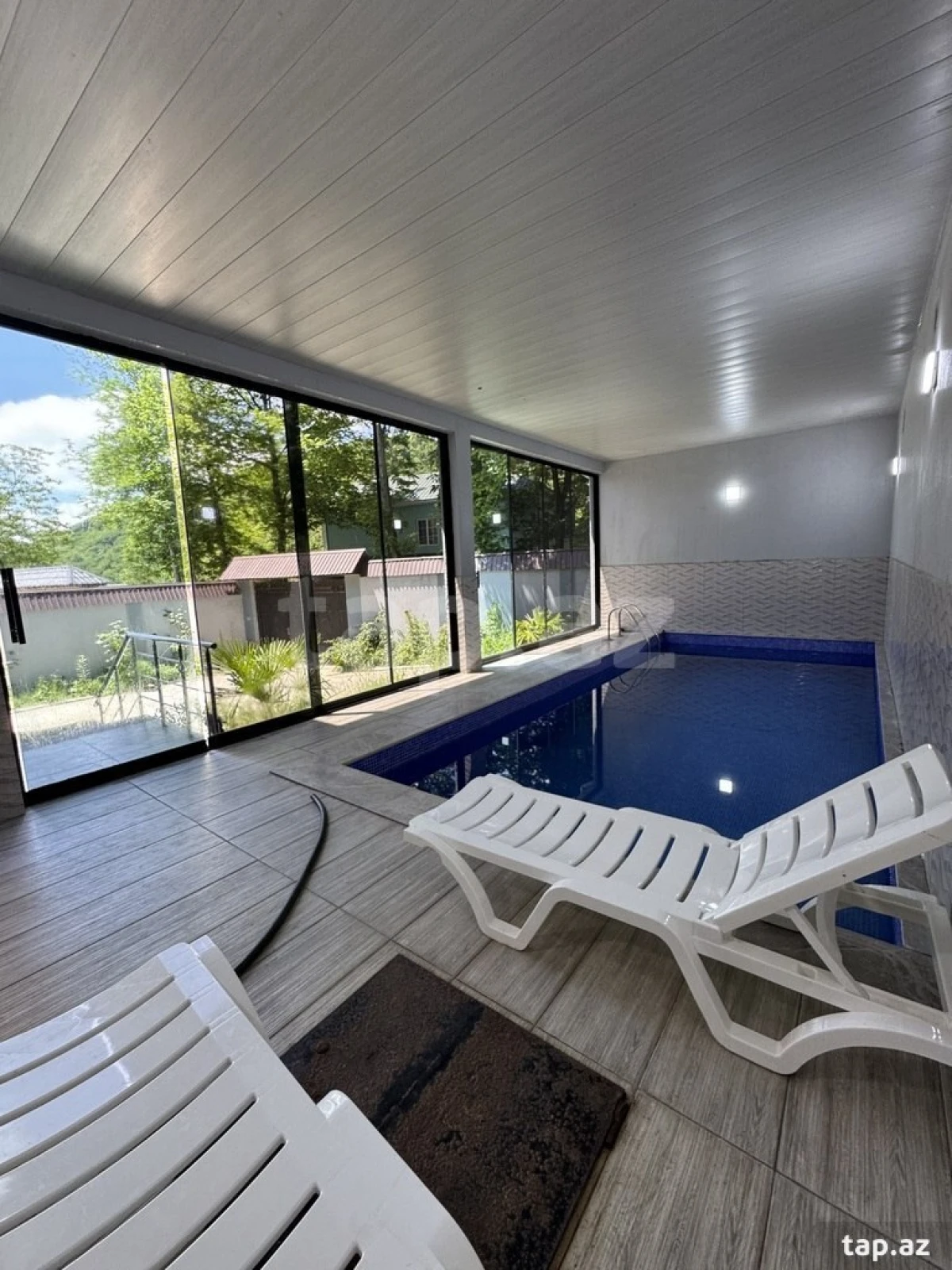 Kirayə verilir 5 otaqlı həyət evi