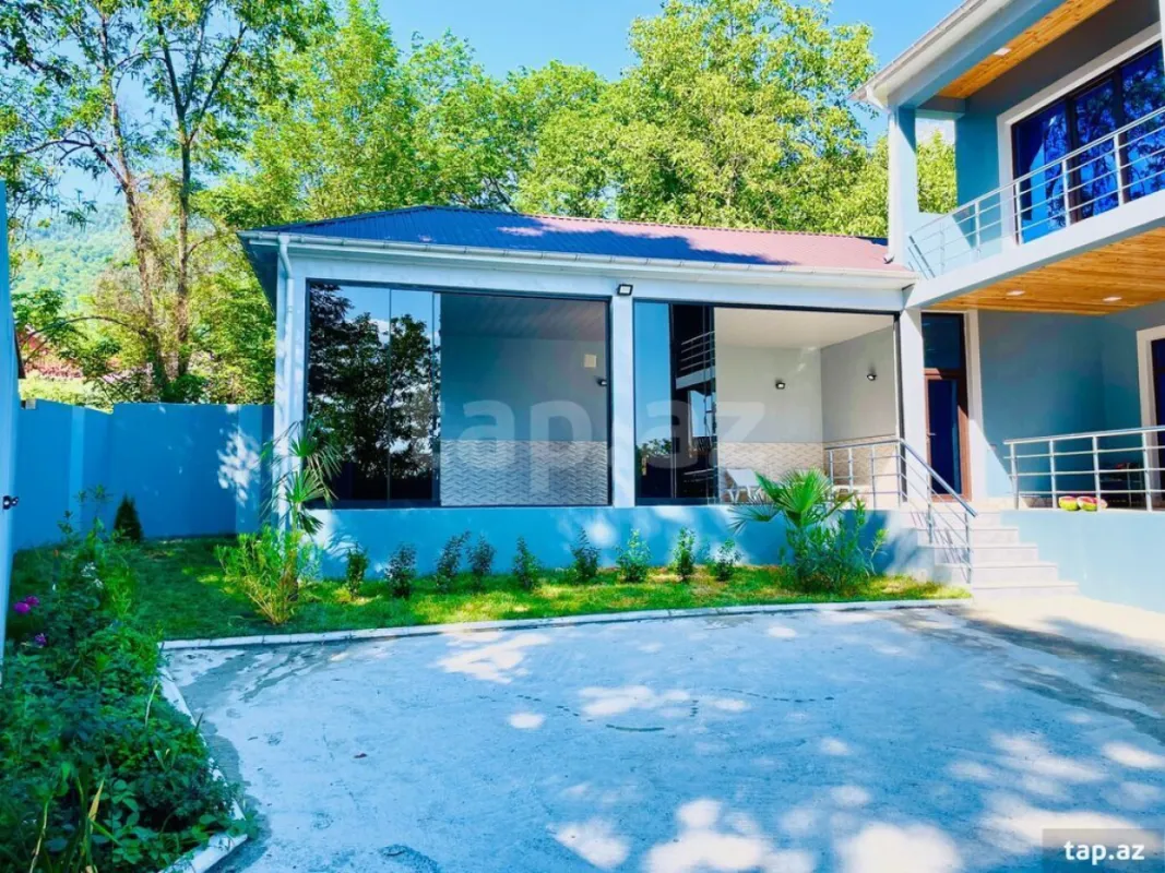 Kirayə verilir 5 otaqlı həyət evi