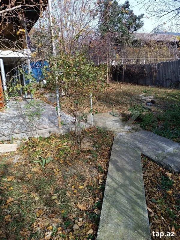 Satılır 3 otaqlı həyət evi