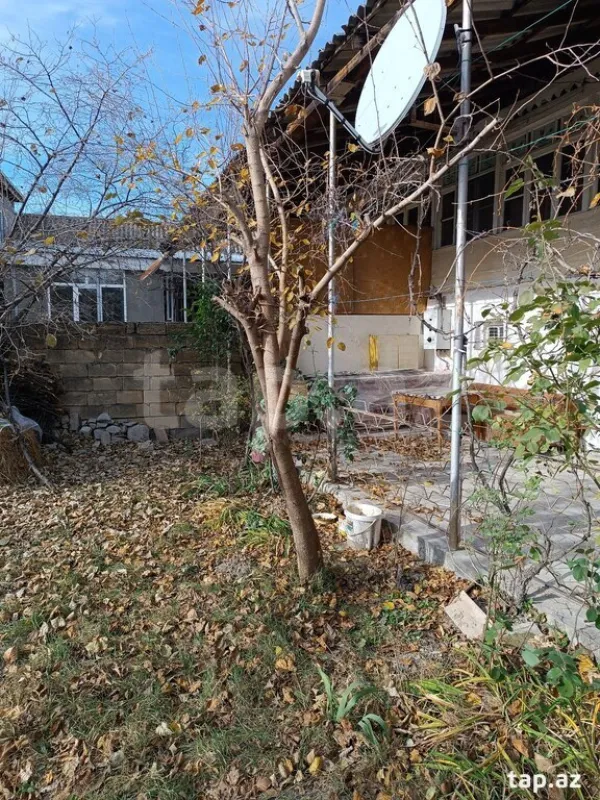 Satılır 3 otaqlı həyət evi
