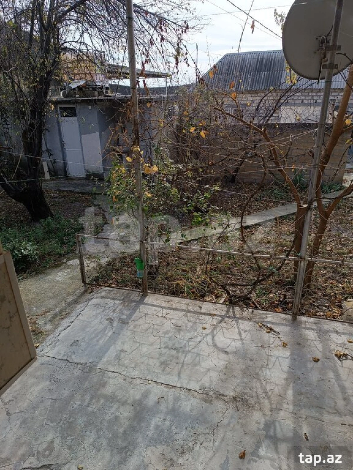 Satılır 3 otaqlı həyət evi