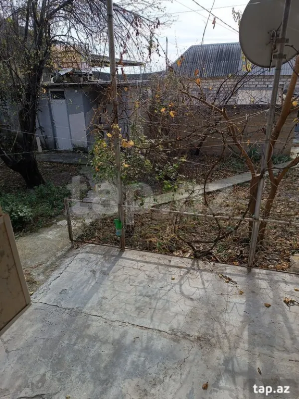 Satılır 3 otaqlı həyət evi