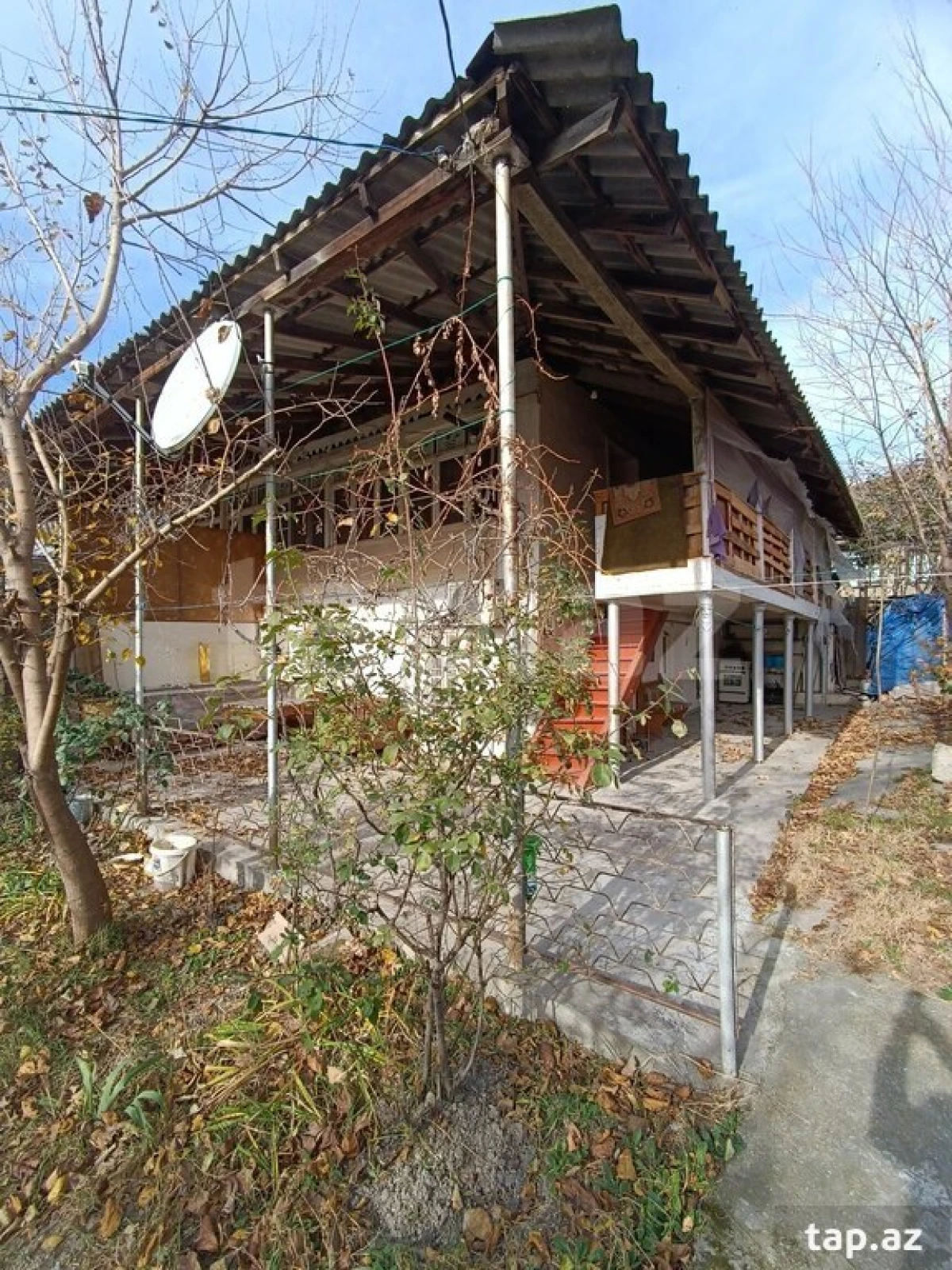 Satılır 3 otaqlı həyət evi