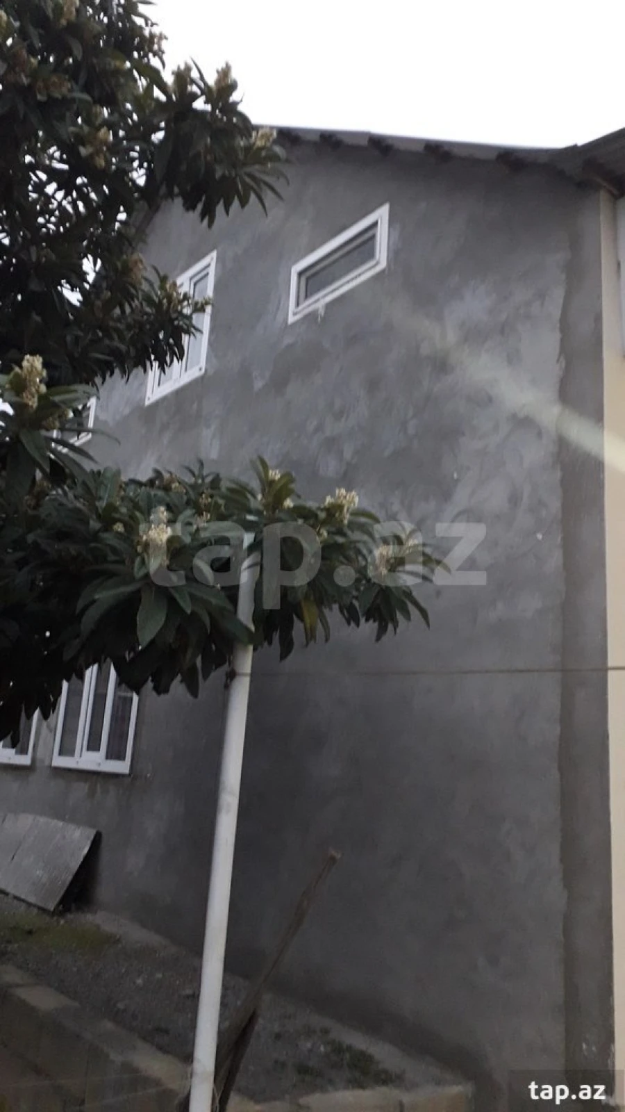 Satılır 4 otaqlı həyət evi