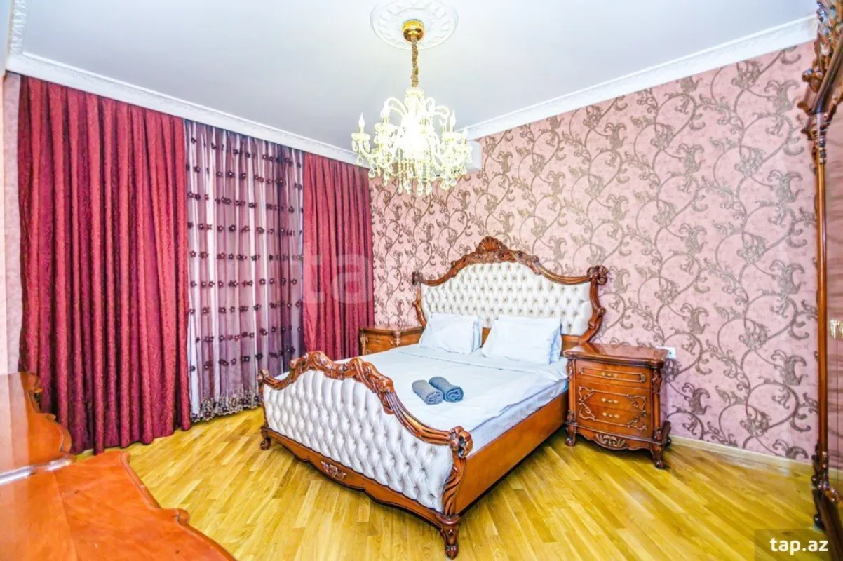 Kirayə verilir 3 otaqlı yeni tikili 140 m²