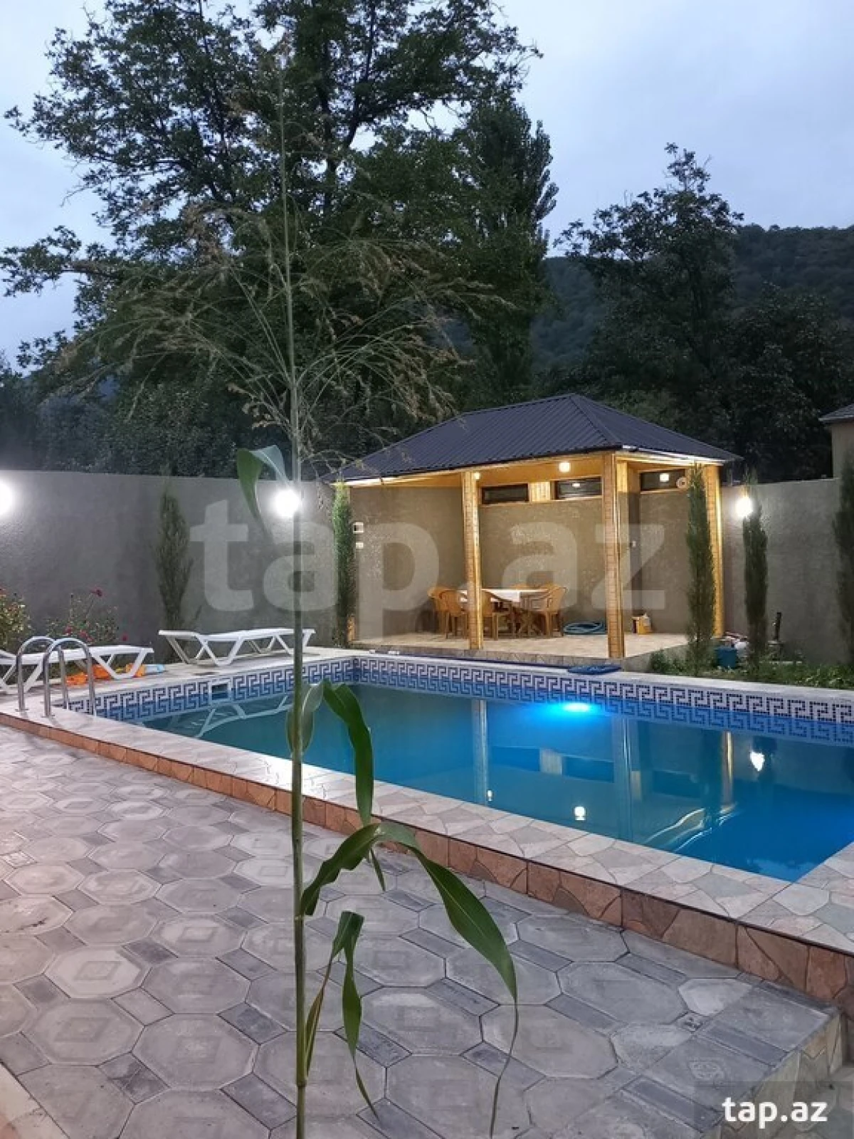 Kirayə verilir 4 otaqlı həyət evi