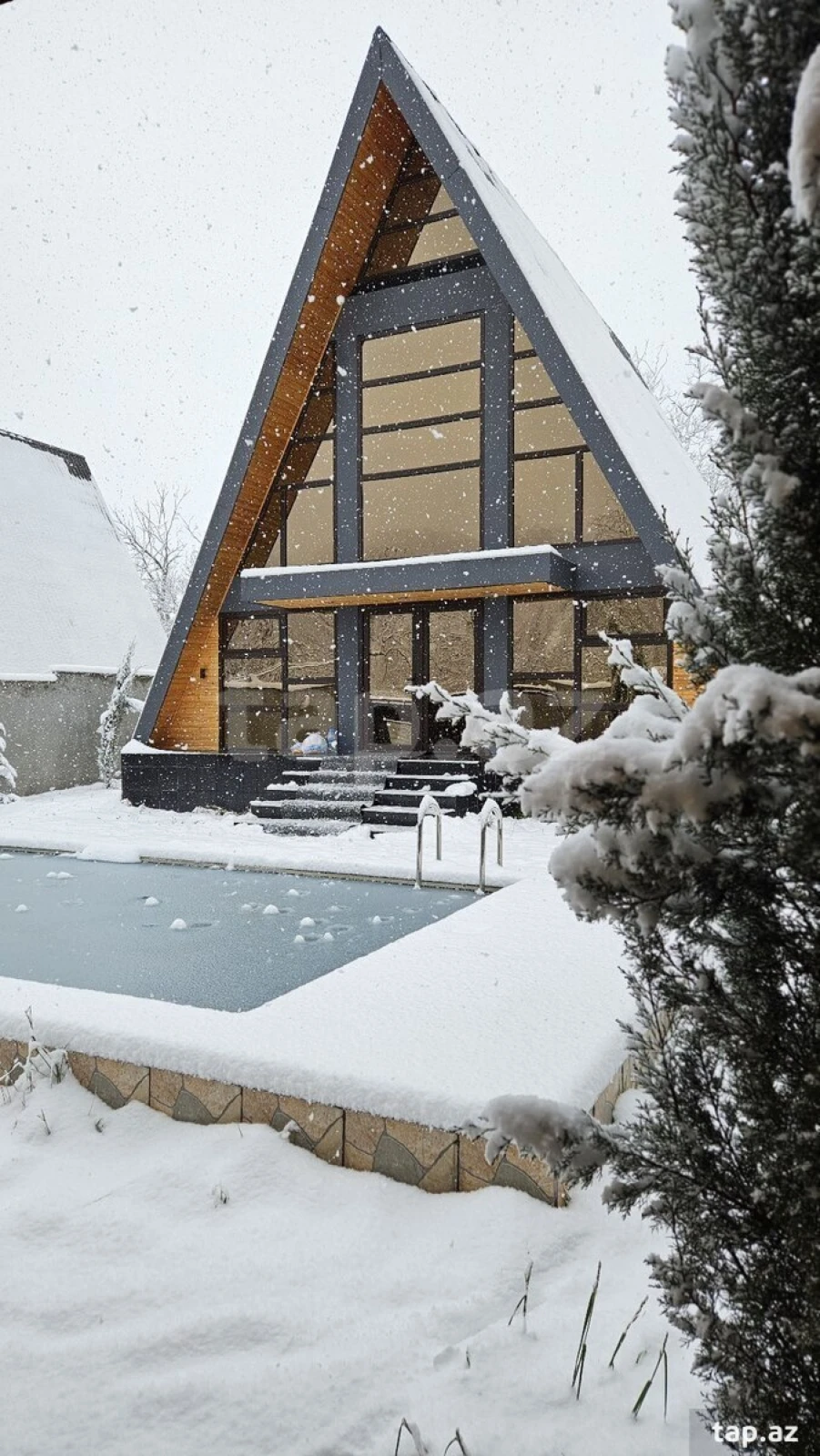 Kirayə verilir 4 otaqlı həyət evi