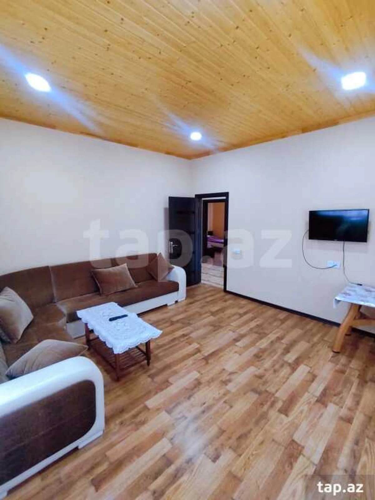 Kirayə verilir 3 otaqlı həyət evi