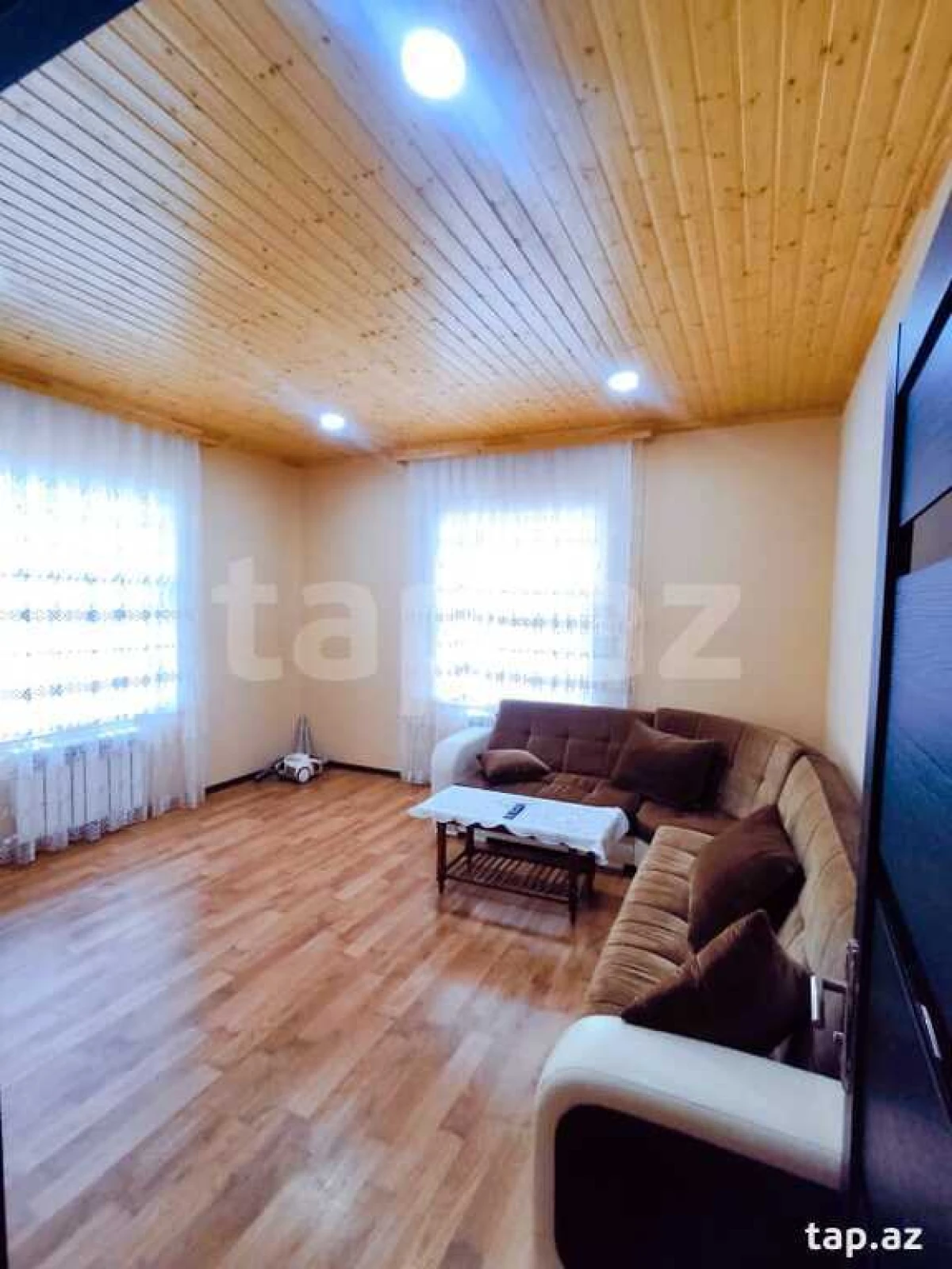 Kirayə verilir 3 otaqlı həyət evi