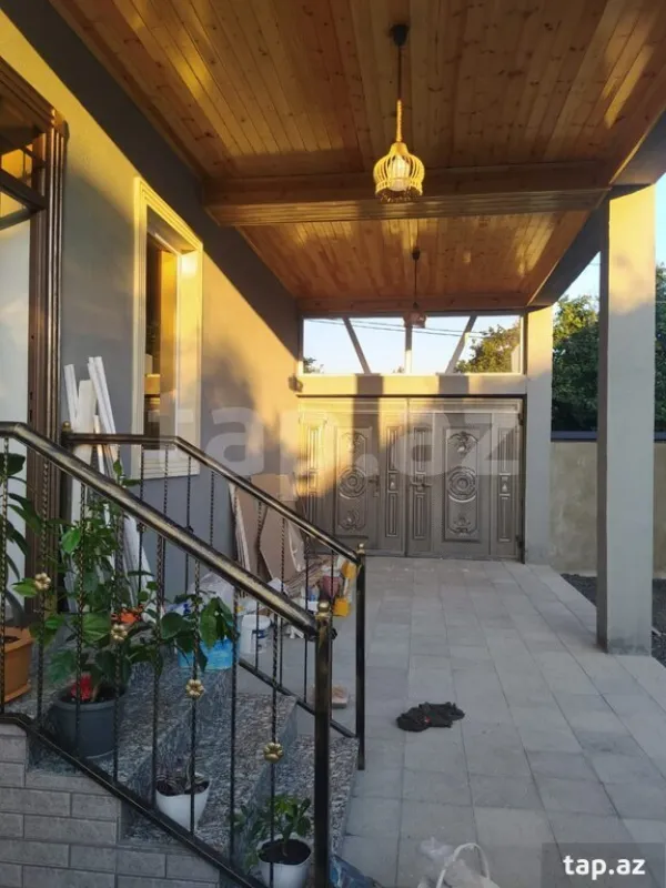 Satılır 4 otaqlı həyət evi 120 m²