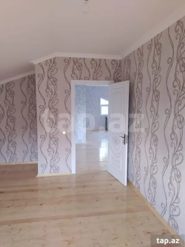 Satılır 4 otaqlı həyət evi 120 m²