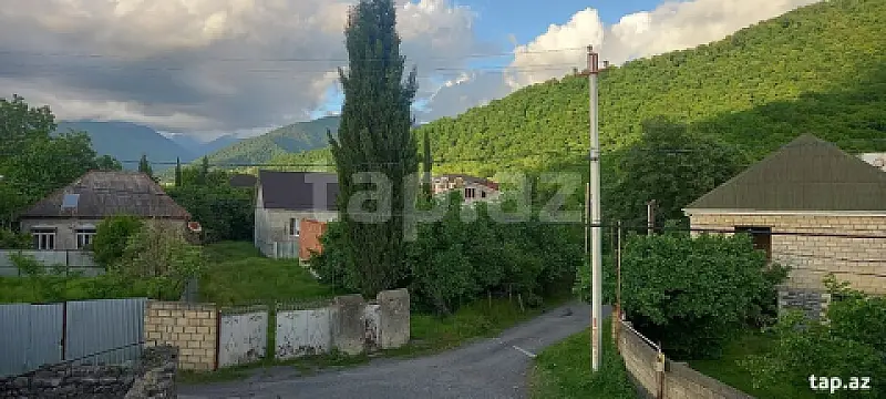 Satılır 4 otaqlı həyət evi 120 m²