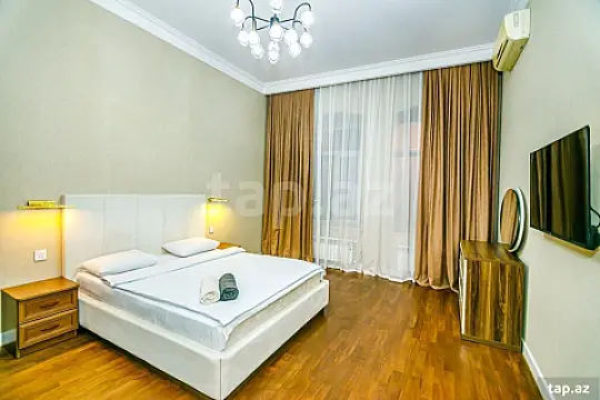 Kirayə verilir 2 otaqlı mənzil 88 m²