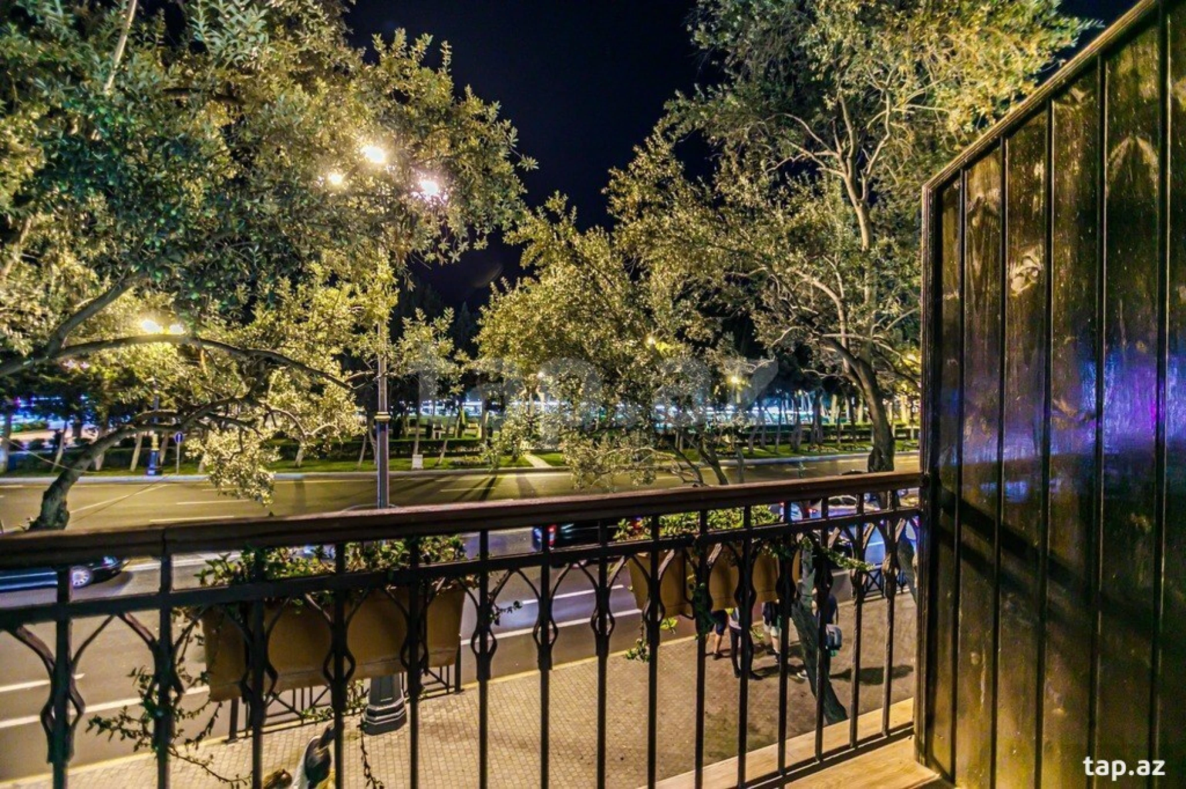 Kirayə verilir 2 otaqlı mənzil 88 m²