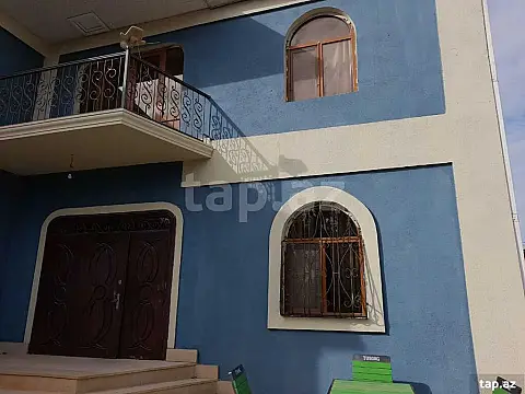 Satılır 6 otaqlı həyət evi 250 m²