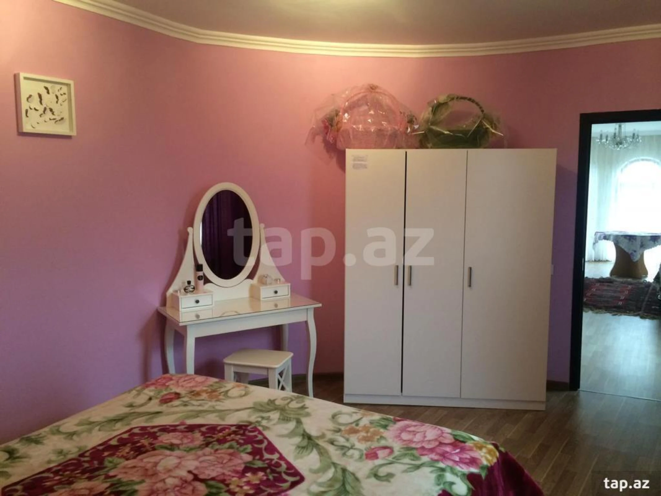 Satılır 6 otaqlı həyət evi 250 m²