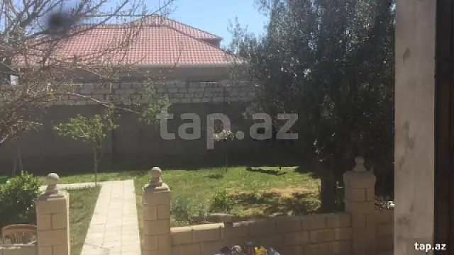 Satılır 6 otaqlı həyət evi 250 m²