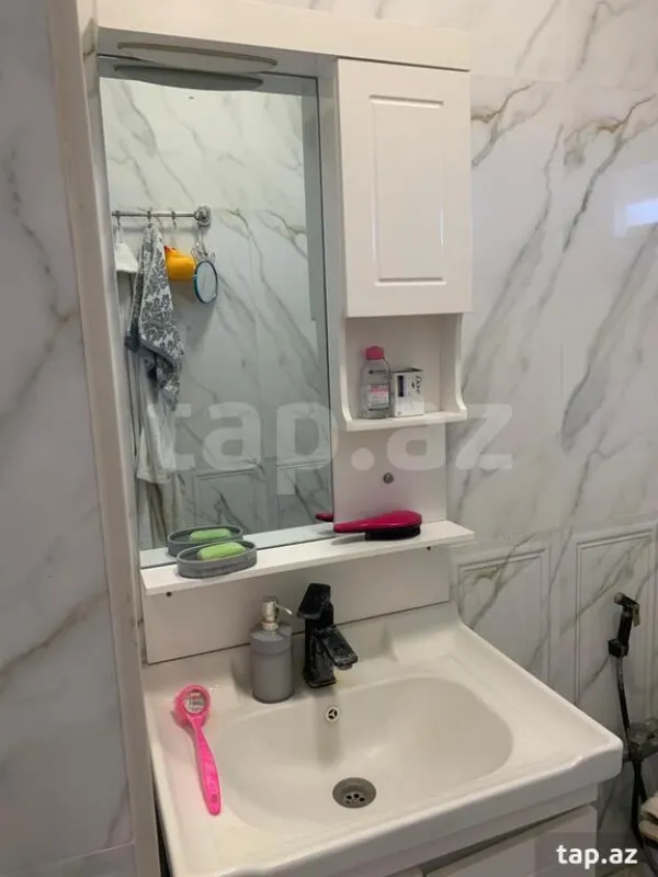 Satılır 3 otaqlı həyət evi 100 m²