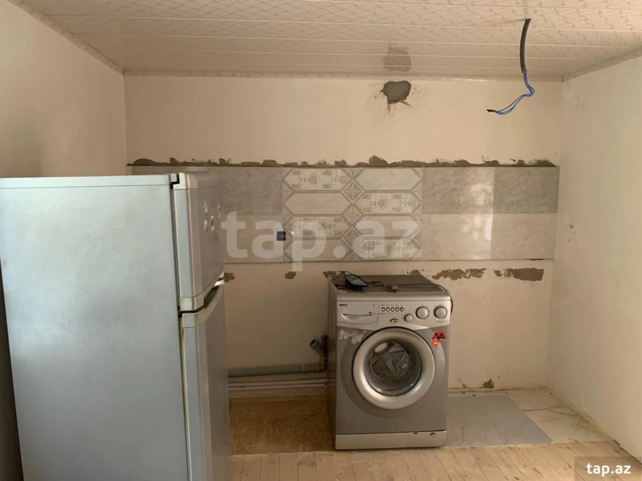 Satılır 3 otaqlı həyət evi 100 m²