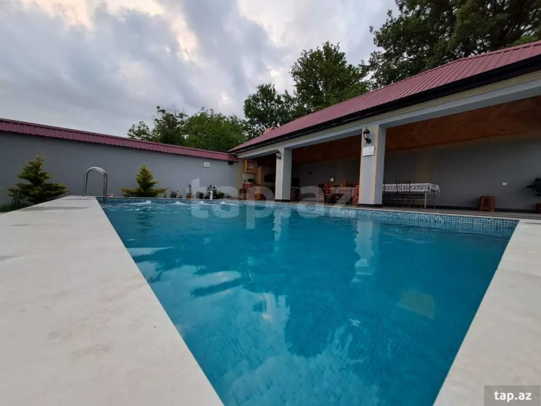 Kirayə verilir 4 otaqlı həyət evi 150 m²